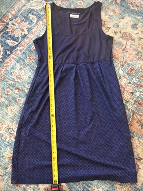 Columbia Sportswear Company Dresses & Skirts - Columbia Omnishade Sun Protection Dress Medium Scoop neck